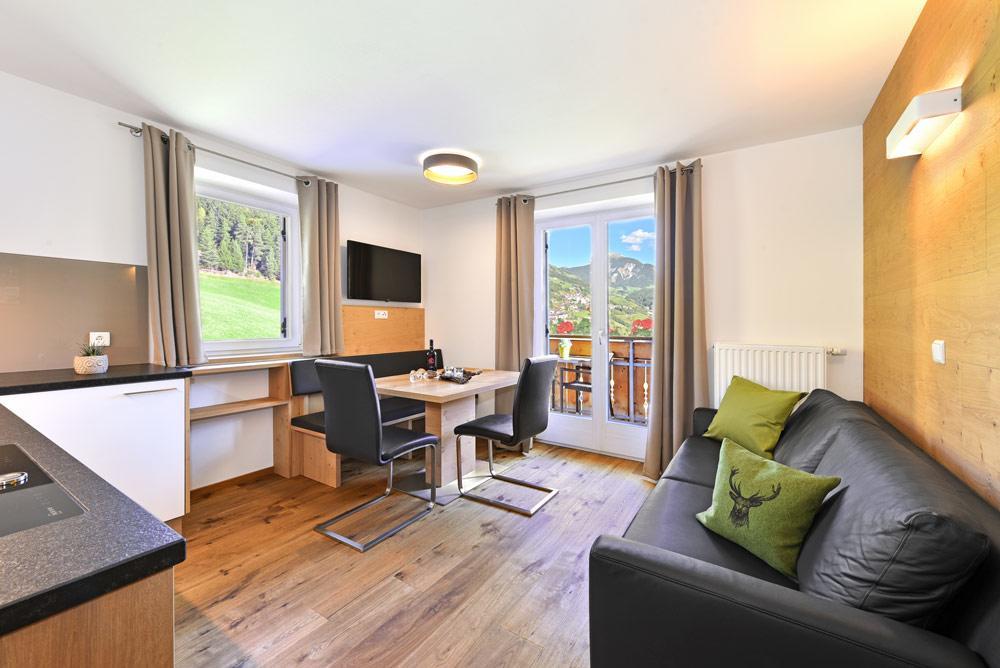 Jaiterhof Apartment Фунес Екстериор снимка